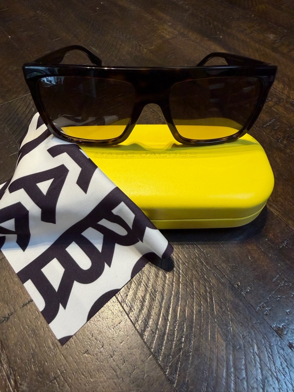 Marc Jacobs 639/S Tortoiseshell Frames Sunglasses with Yellow Case